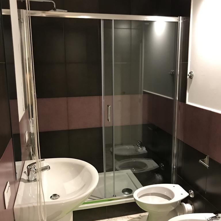 Cavour 124 -Guest-Room- Bari Exteriör bild