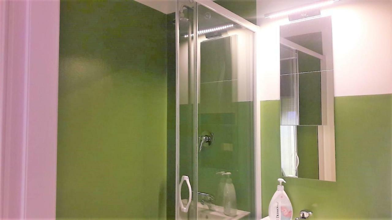 Cavour 124 -Guest-Room- Bari Exteriör bild