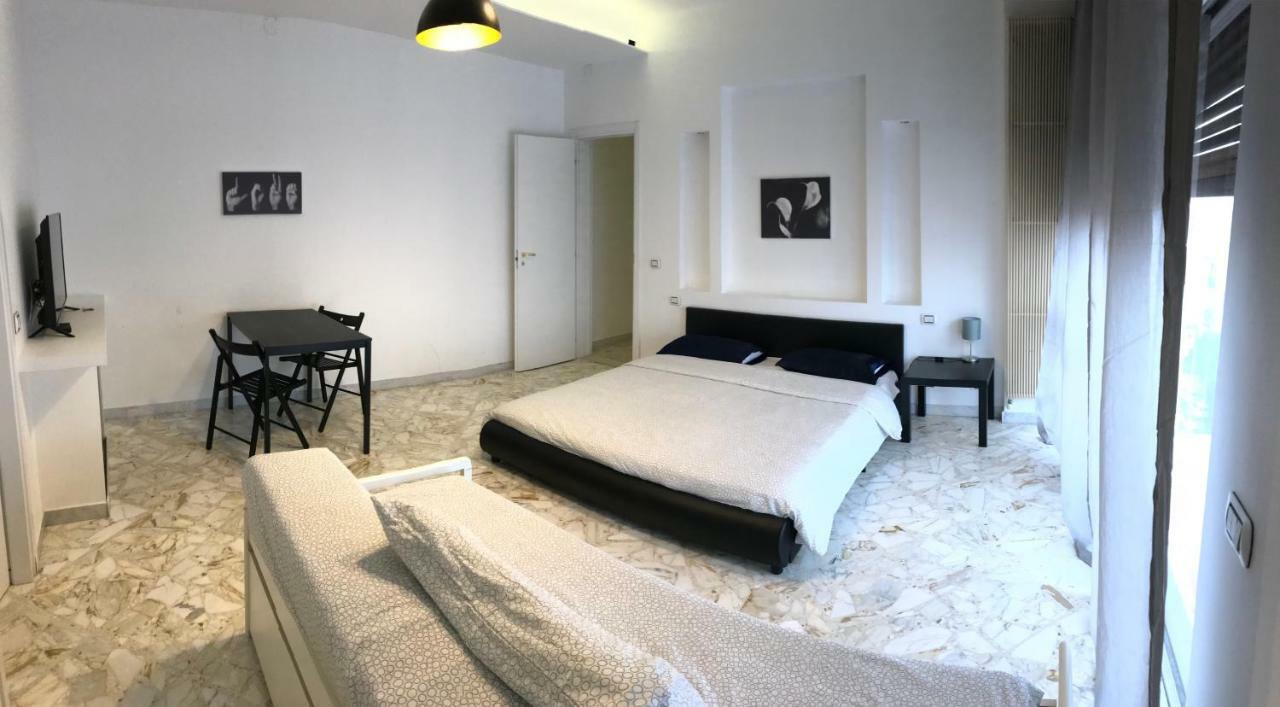 Cavour 124 -Guest-Room- Bari Exteriör bild