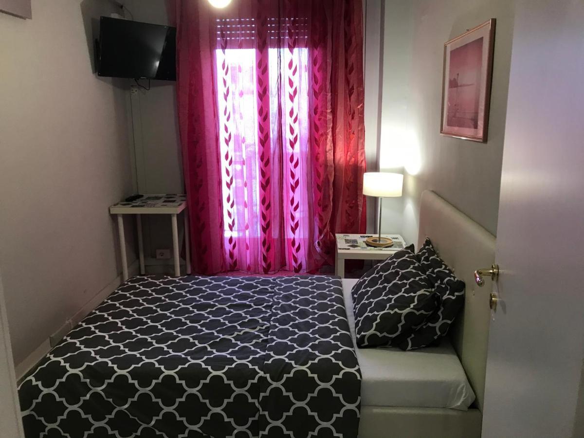 Cavour 124 -Guest-Room- Bari Exteriör bild